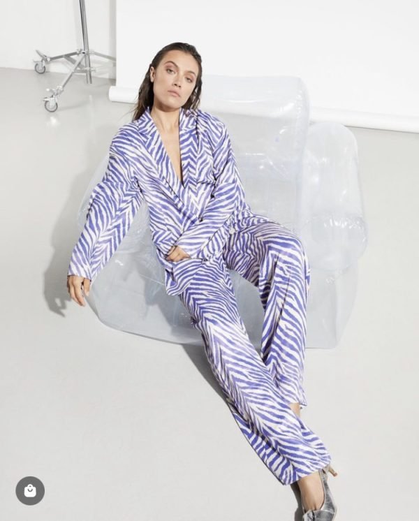 Blazer ALIX THE LABEL Satinada - Imagen 3