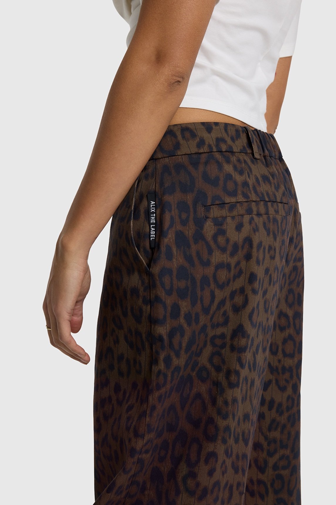 Pantalón ALIX THE LABEL Animal - Imagen 2
